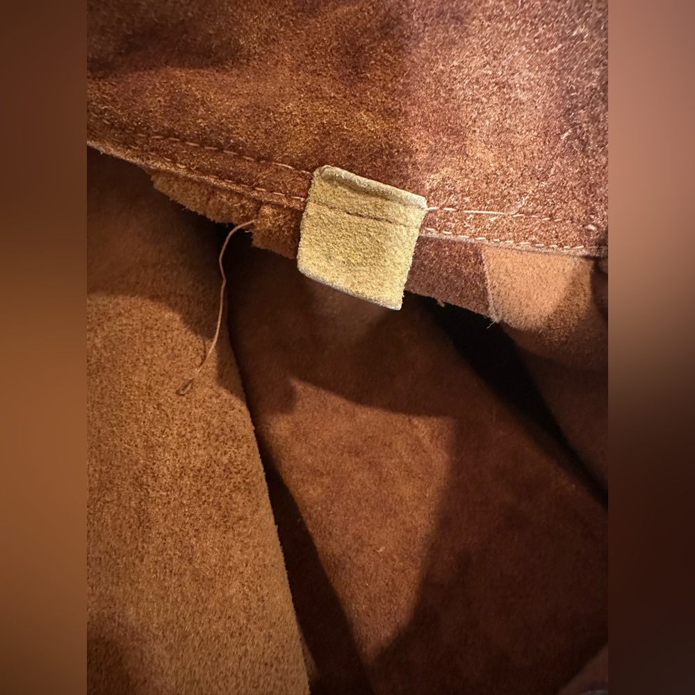 Vintage 1970’s Tan Suede Fringe Poncho - Picture 10 of 10